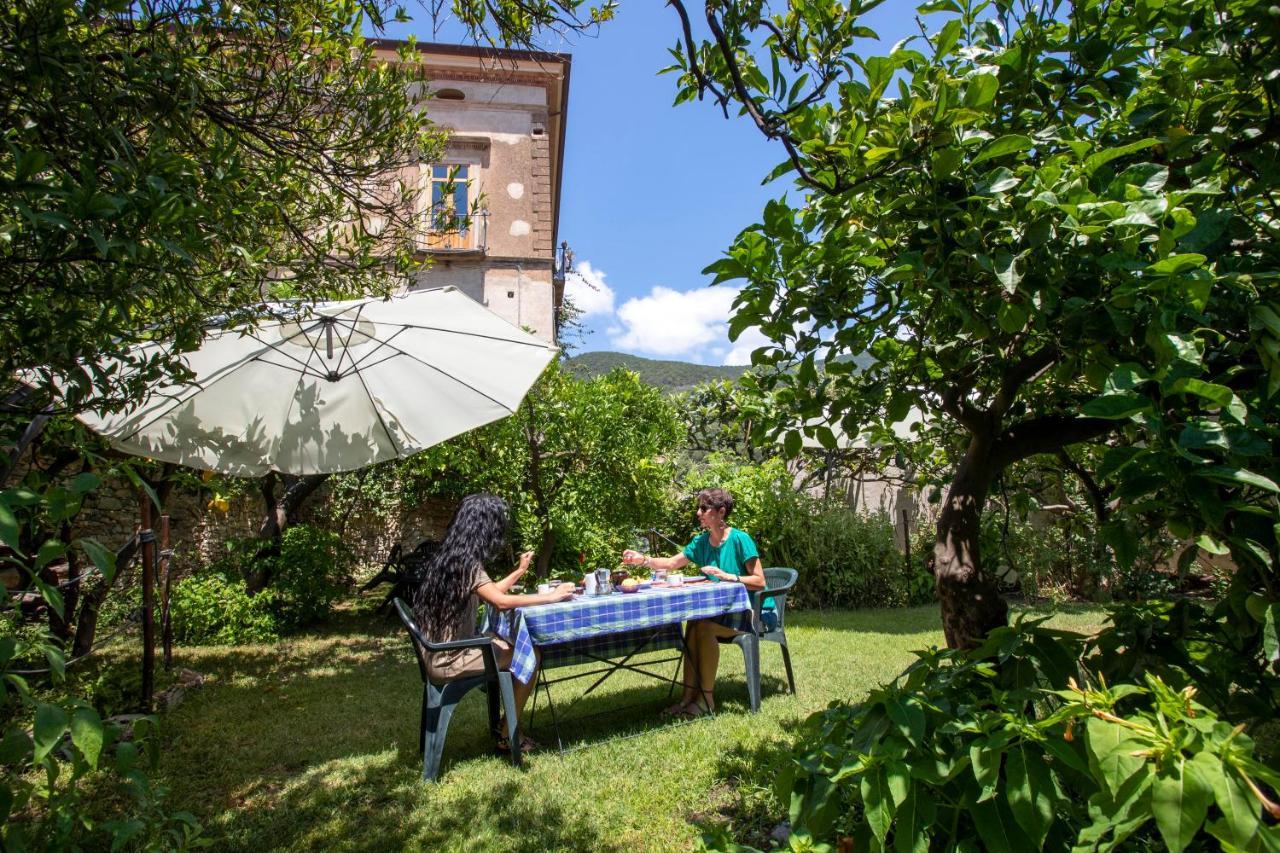 La Casa Sul Blu Albergo Diffuso Пішьотта Екстер'єр фото